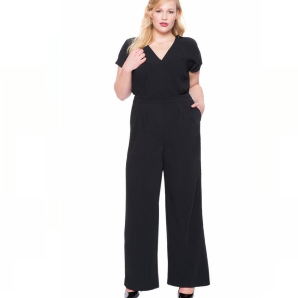 ELOQUII Jumpsuit Black Polyester Wrap Snap Front Wide Leg Elastic Waist Size 14